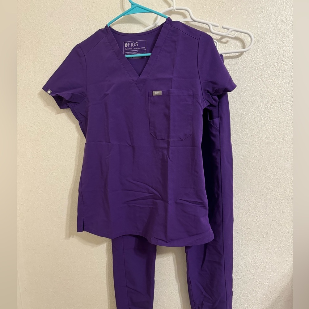 XXS purple figs